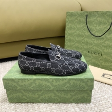 Gucci Low Shoes